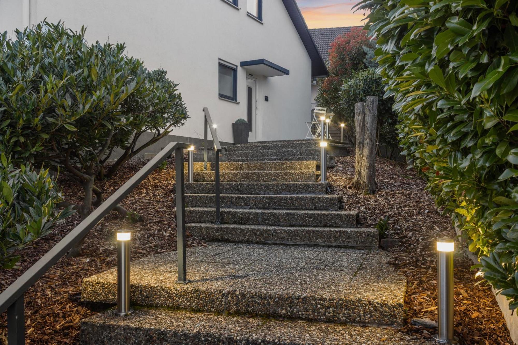 Upper Room: Apartment Mit Exklusiver Ausstattung-Ausblick Auf Weinberge&Mandelbluetenpfad Neustadt an der Weinstrasse Exterior photo